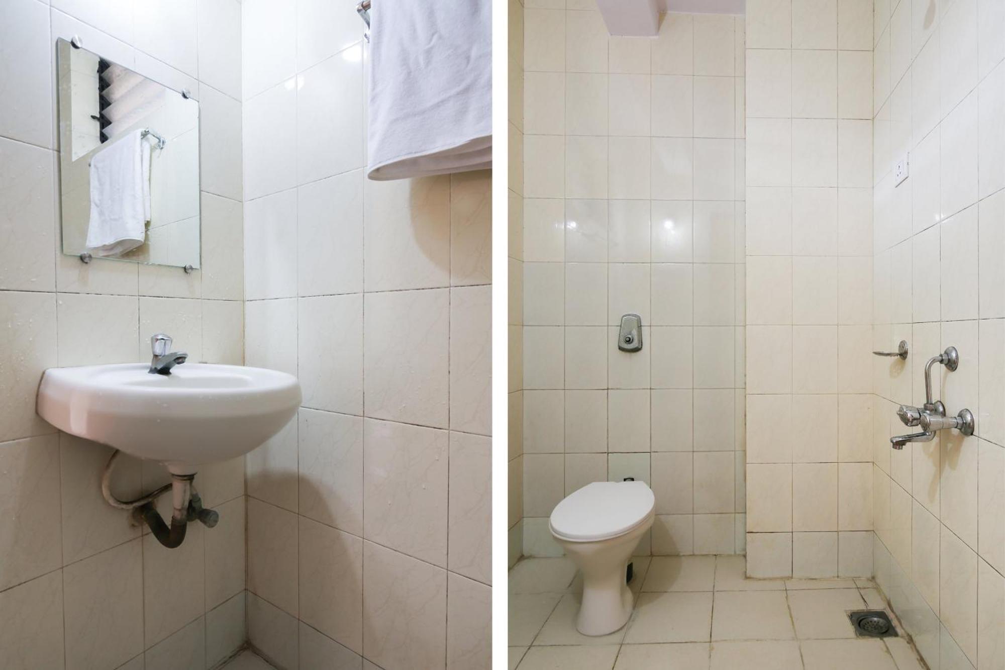 Hotel O Raviraj Classic Cana Kültér fotó