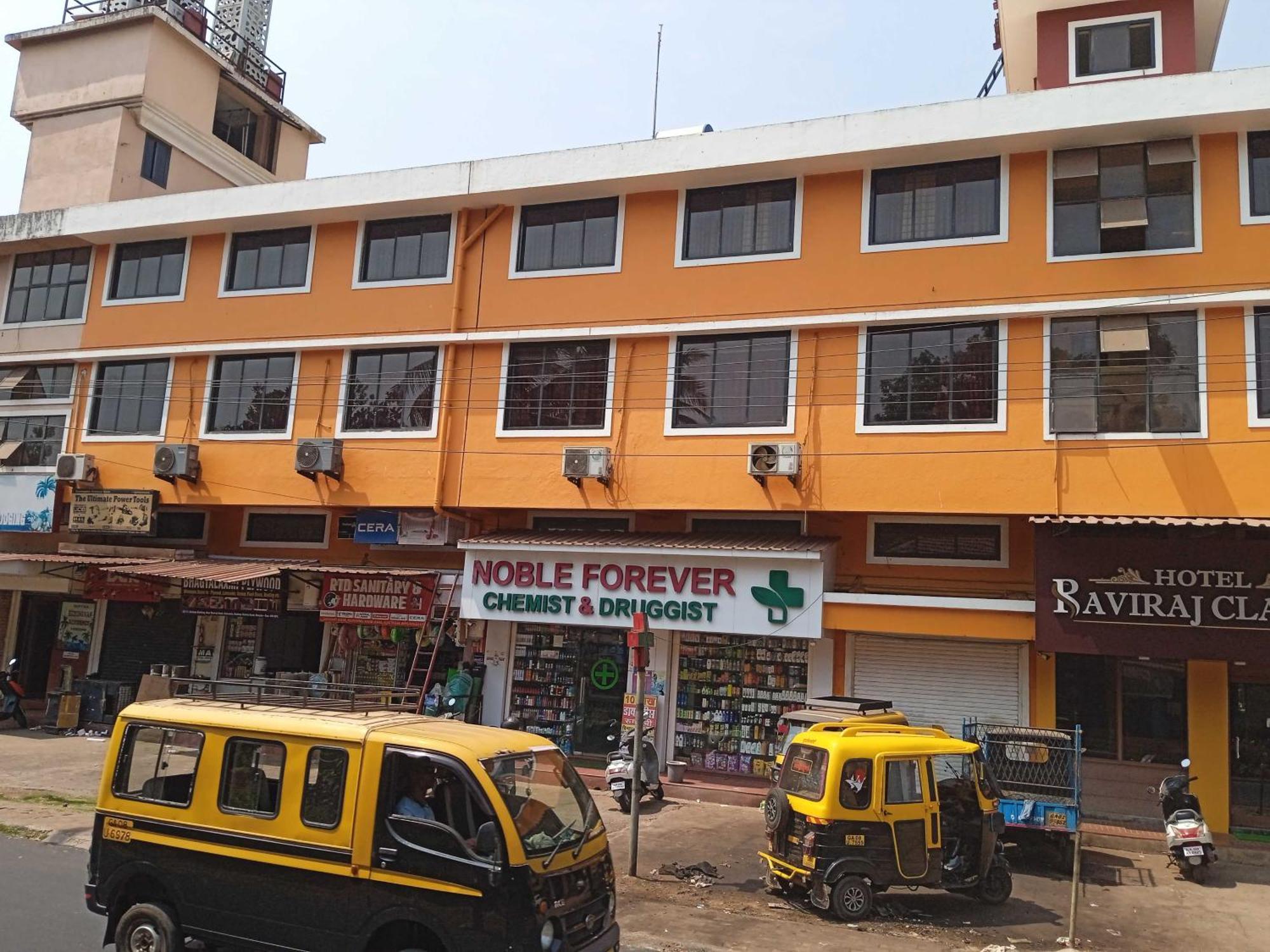 Hotel O Raviraj Classic Cana Kültér fotó
